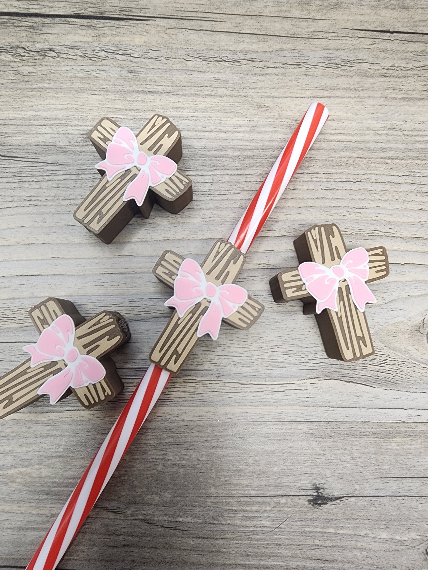 Plastic Wooden Cross with Pink Bow Straw Topper
