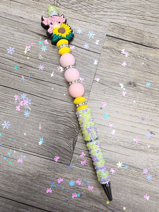 Yellow and Purple Highland Cow Pen with Extender