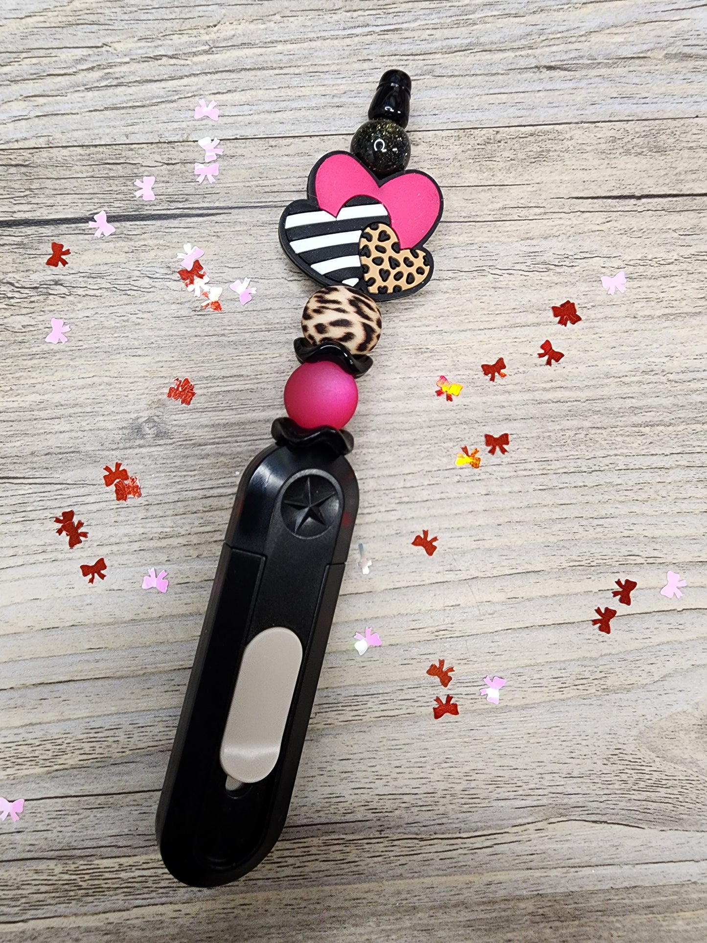 Beaded Box Cutter - Black Base with Deep Pink & Leopard Print